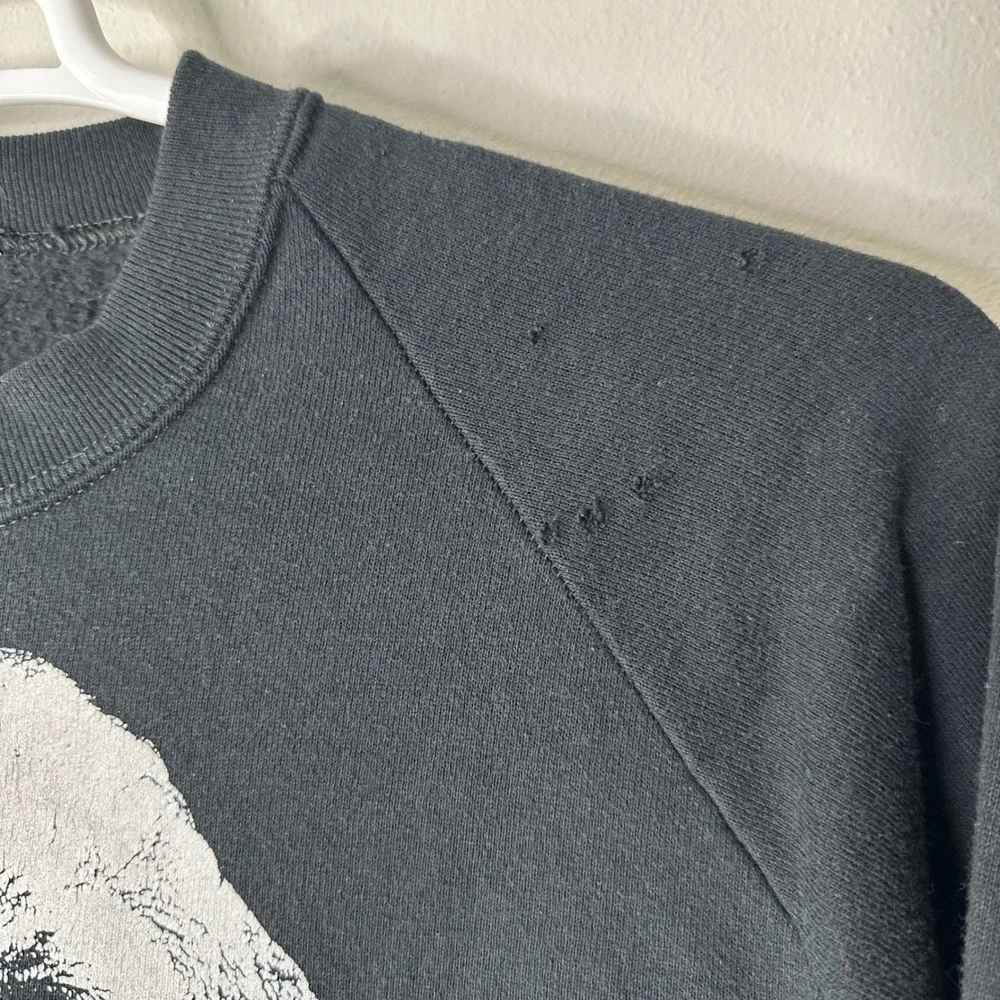 Vintage Cocker Spaniel Dog Sweatshirt Women Large Black White Graphic Distressed - Picture 5 of 10